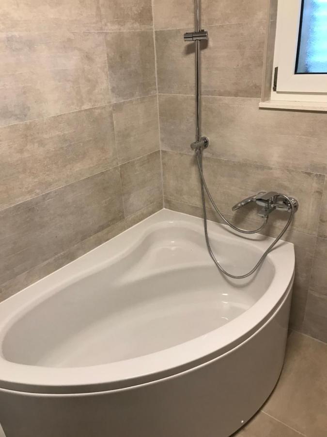 Apartmán Albatros Kaštel Sućurac Exteriér fotografie